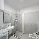 Modern With Comforts Appartement *