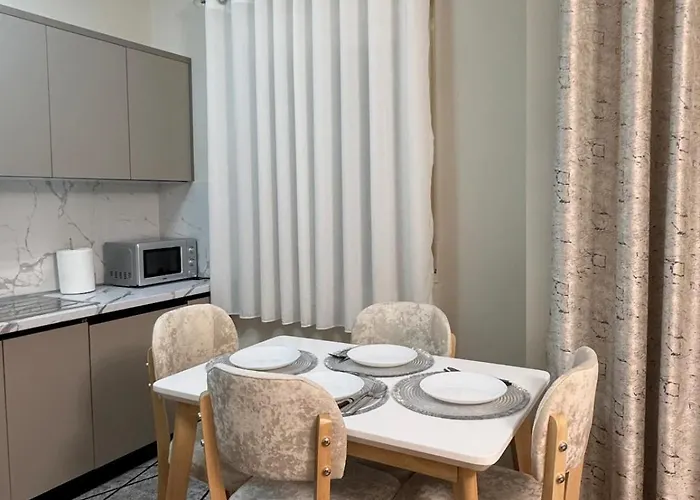 Modern With Comforts تيرانا